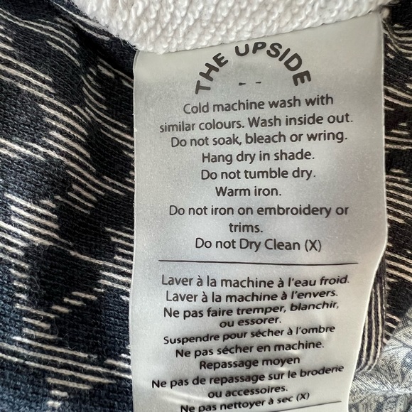 The Upside- Blue Leopard Print Hoodie - Size L - Picture 6 of 6